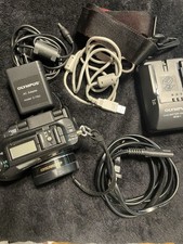 Olympus C-5060 5.1 Megapixel Wide Zoom Digital Camera