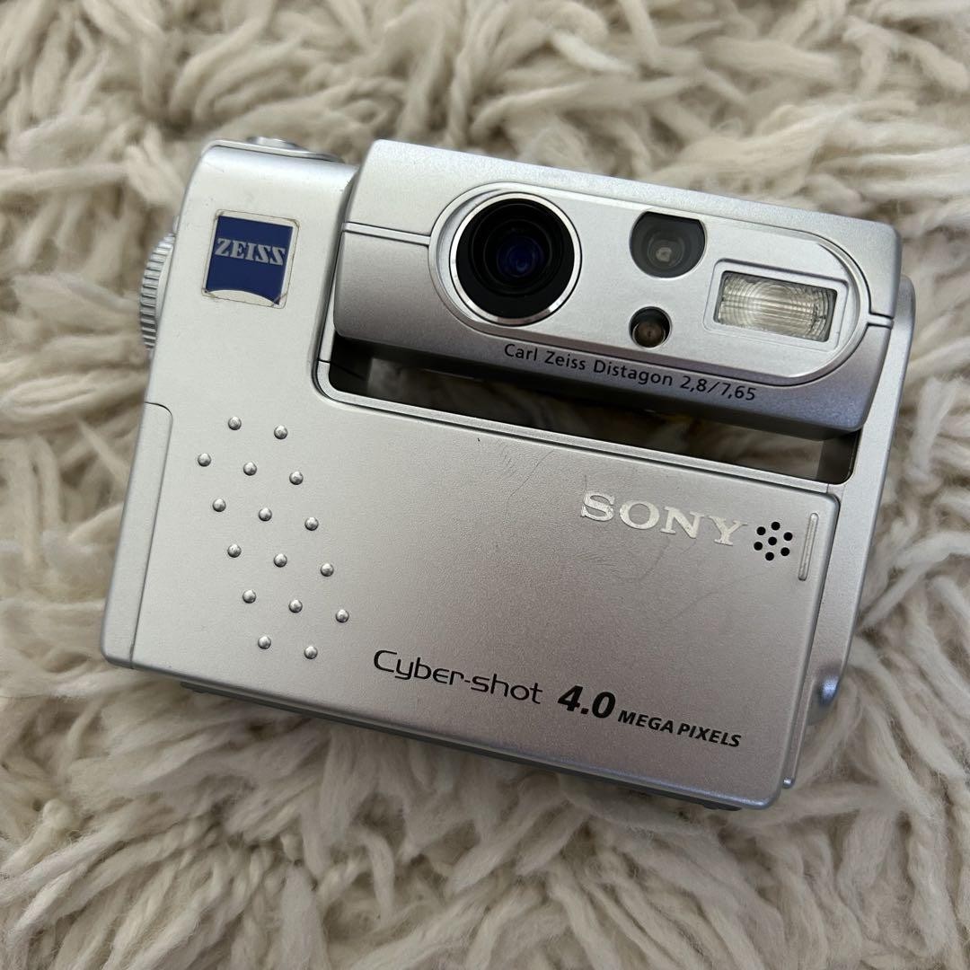 Sony Cyber-shot DSC-F77A Silver Compact Digital Camera Used
