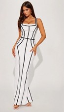 Women s White/Black Striped Sleeveless Square...