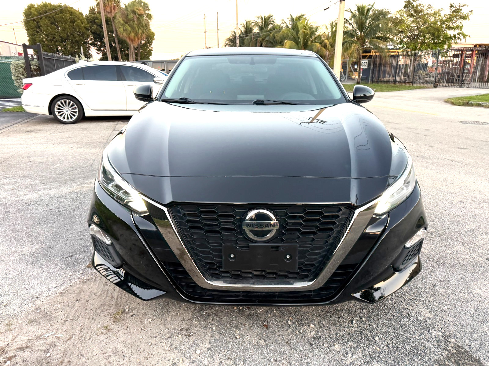 Nissan Altima - Image 3