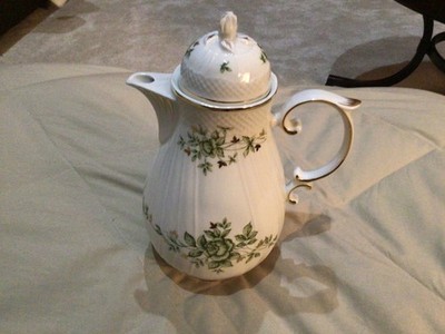 HOLLOHAZA Vintage collectible Hungarian Porcelain Tea Pot only