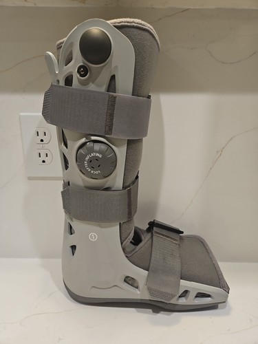 Aircast Adjustable Gray Medical Walking Boot Immobilization Large