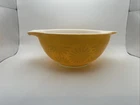 Vintage Pyrex Yellow Sunflower Daisy #442 Cinderella Nesting Mixing Bowl 1 1/2qt