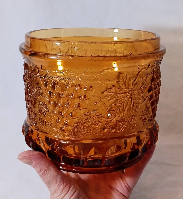 Vintage Heavy Amber Fenton Glass Humidor Tobacco Jar with Grapes Leaves!