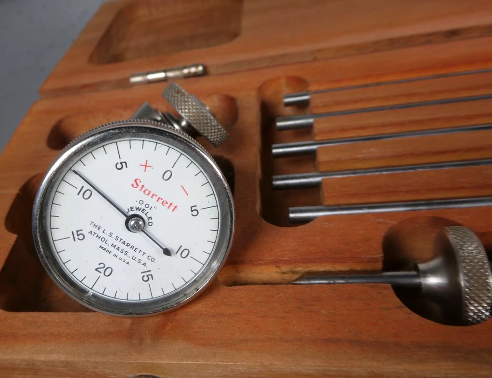 Starrett No. Juego de medidor de dial de tensión de distorsión del cigüeñal de colección 696-B en caja Foto 4 de 4