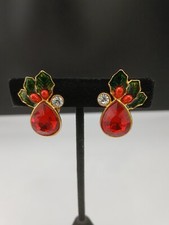 AVON vintage red clear rhinestones green enamel holly berries xmas clip earrings