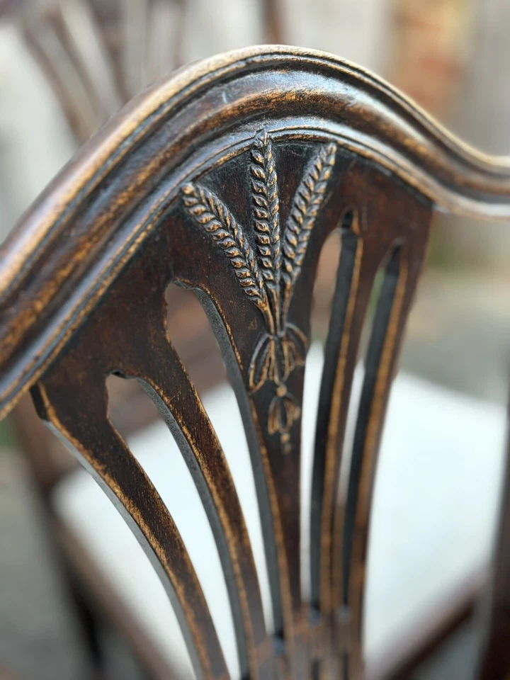 Juego de 7 sillas de comedor georgianas Foto 4 de 4