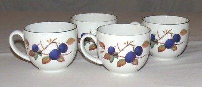 Royal Worcester Evesham Vale FOUR Tea Cups - England 1986