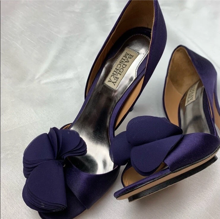 Zapatos de salón Badgley Mischka flor púrpura satinado para mujer 6M flor tacones de aguja Foto 2 de 4