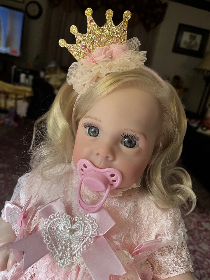 Reborn “Maggie” By Natalie Blick🎄 - Image 4 of 4