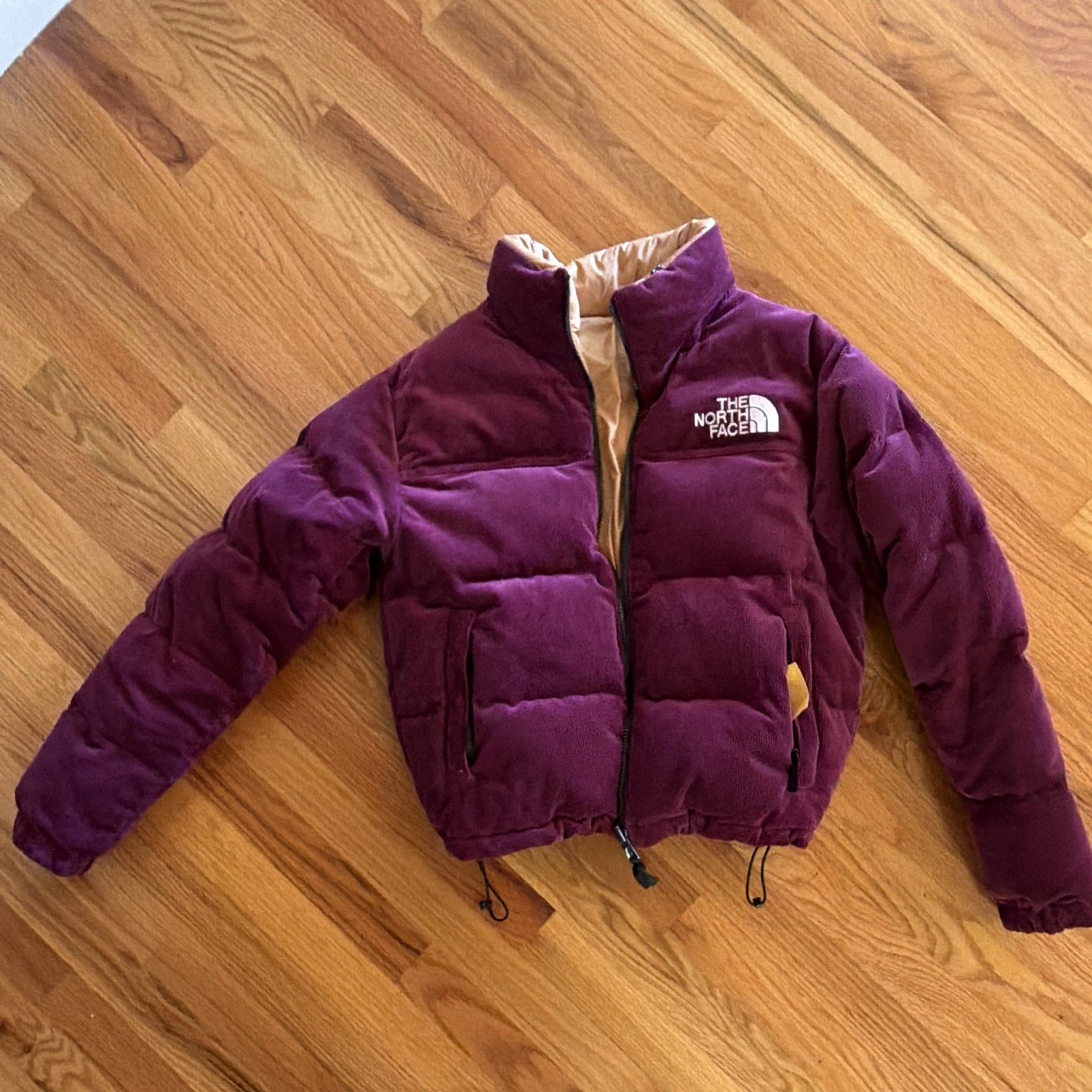The North Face Women’s S Reversible Down Puffer Jacket Purple/Beige Short Zip