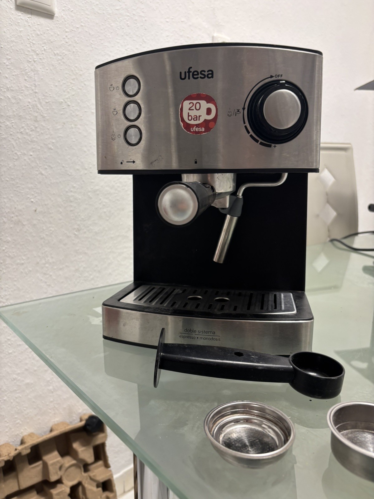 Ufesa Siebträgermaschine Kaffeemaschine UFESA CALABRIA B-Ware