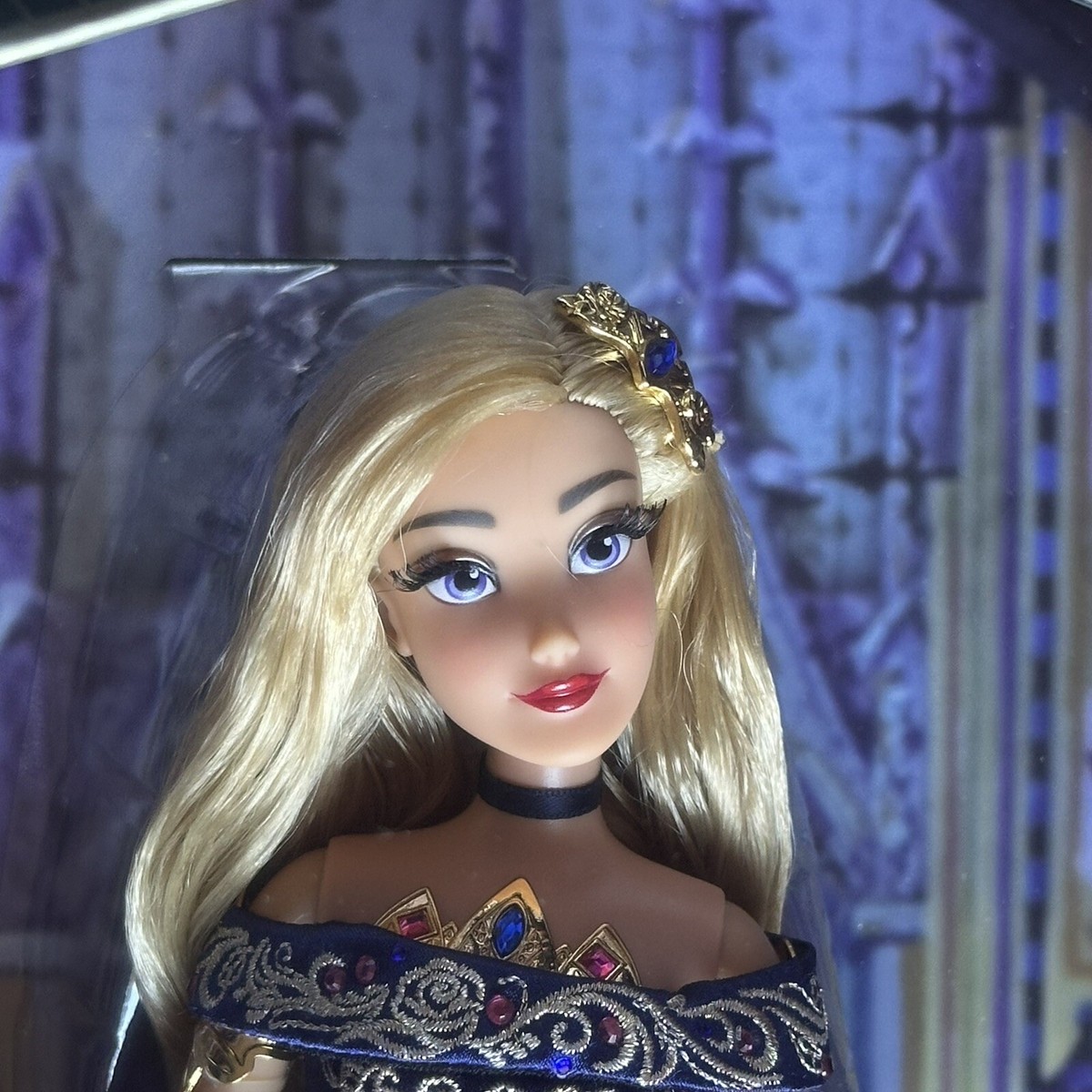 バレエを頑張ってるお嬢さんにPrincess AURORA像のプレゼントは
