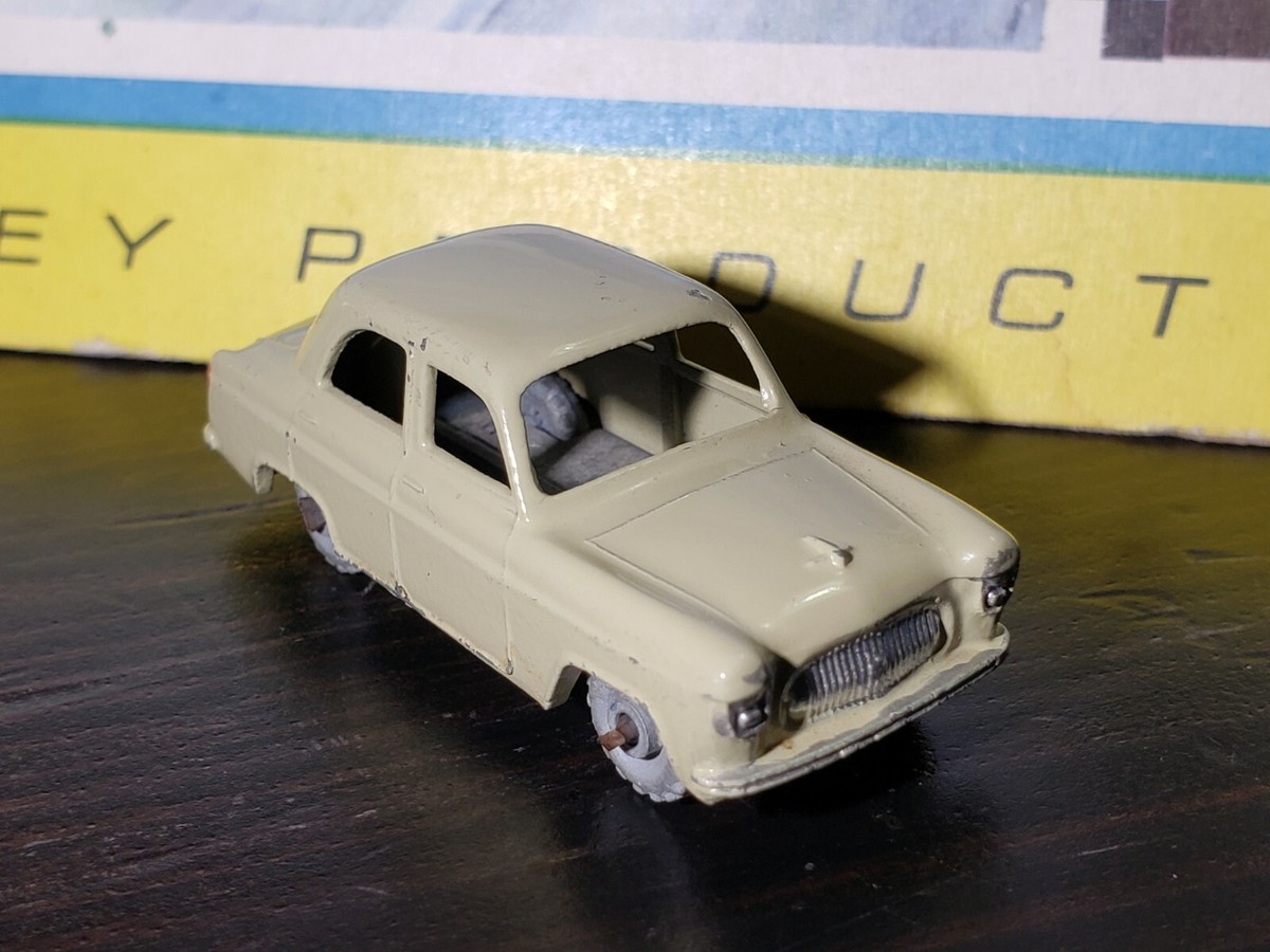 MATCHBOX 　No.30 FORD PREFECT Matchbox 30a, Ford Prefect - Free Price Guide & Review