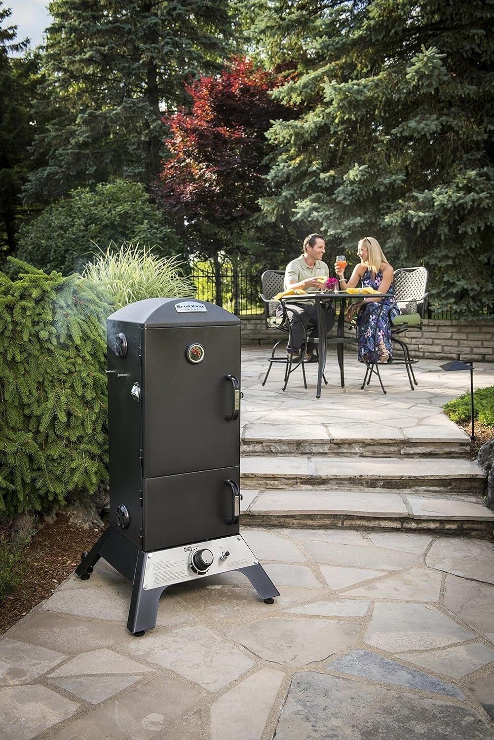 Broil King - Vertical Natural Gas Smoker - 923617 - 770 SQIN Cooking Area