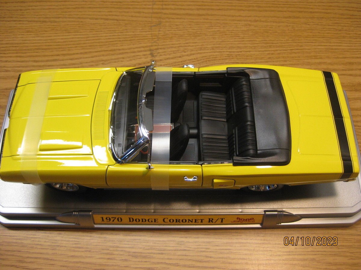 ミニカー Lucky Die Cast Dodge Coronet R/T 1970 Dodge Coronet R/T Convertible by Lucky Road Signature 1/18