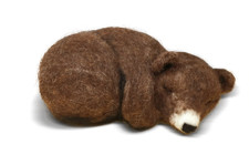Zestaw filcowania igłowego The Crafty Kit Company „Sleepy Brown Bear”