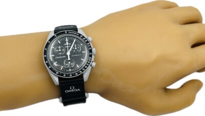 Omega x Swatch Speedmaster Mission To The Moon SO33M100 Excellent