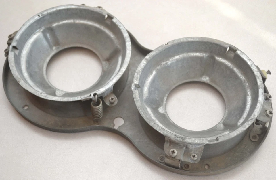 Lámpara de faro derecho Plymouth 1959 carcasa montaje en cubo, Belvedere Savoy Fury Foto 2 de 4