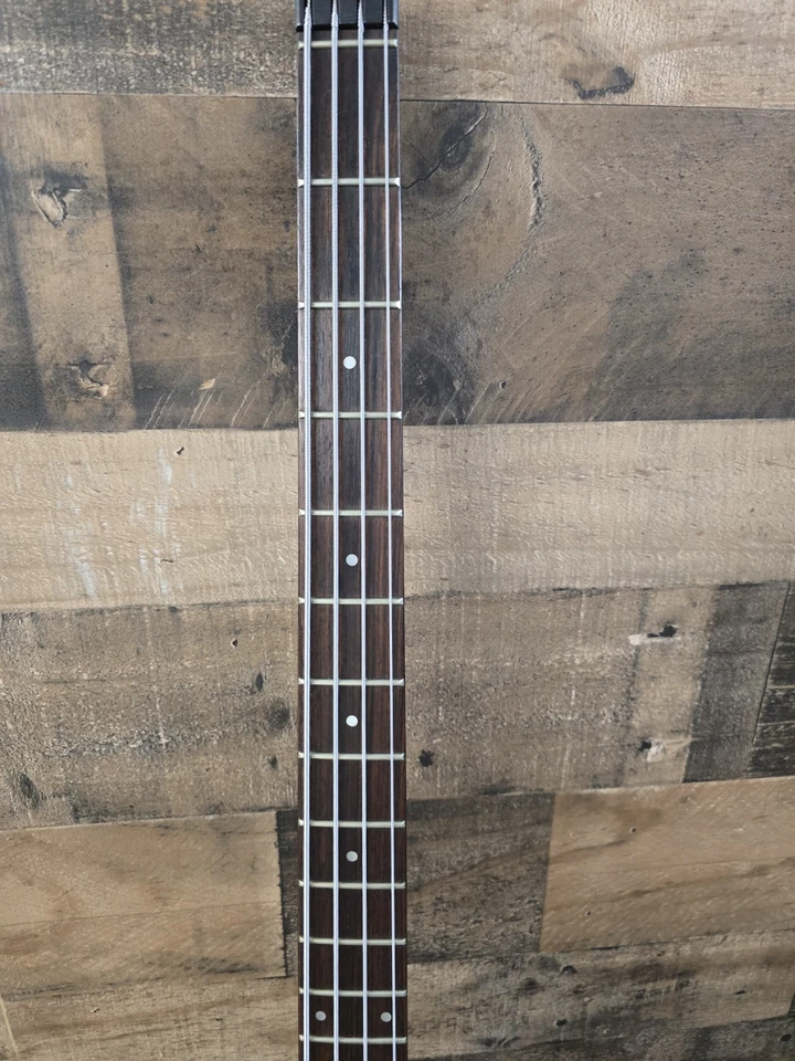 Bajo Hohner Headless B2A + Estuche Rígido ¡Excelente Estado! Foto 2 de 4