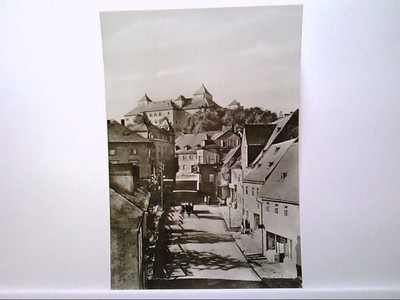 AK Augustusburg/Erzgebirge, Straßenpartie zur Augustusburg, Personen, Läden, Ech