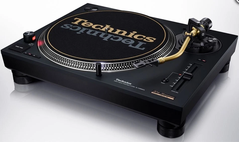 Technics SL-1200M7L/K Black - 50th Anniversary Limited Edition, Gold Tonearm New - Image 2 of 4