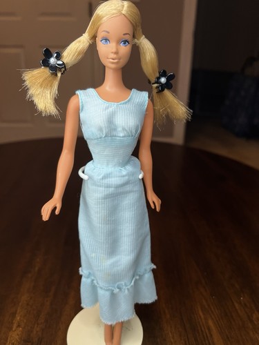 EUC Vintage Barbie Maxi Dresses In Cream With Small Print & Baby Blue - Picture 16 of 16