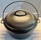 Wagner Ware Cast Iron Dutch Oven Set, Domed Lid & Drip Rings, #1268, Pre-1945