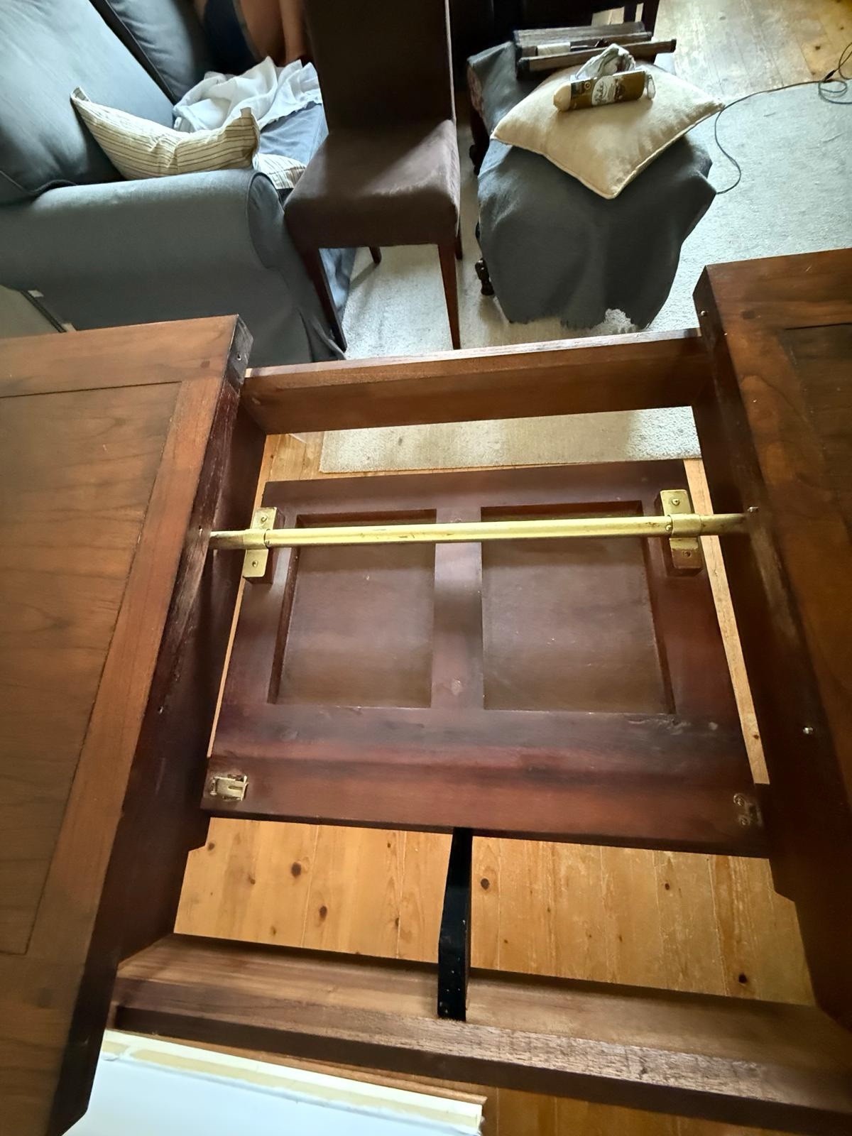 Picture 7 of 24