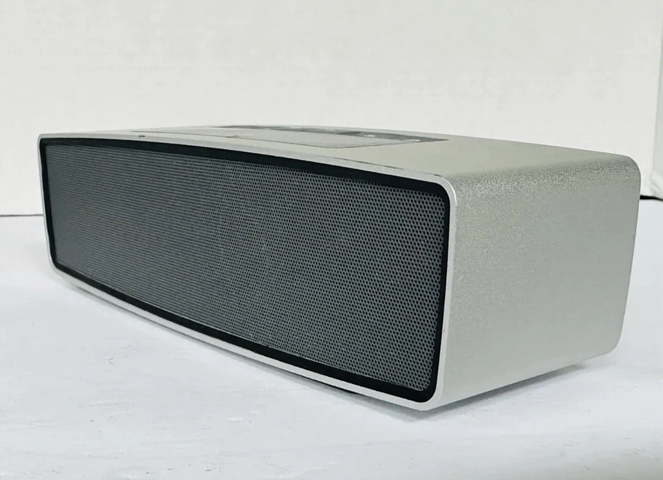 Bose SoundLink Mini Portable Bluetooth Speaker W/ Dock Case Adapter Gray Silver - Image 4 of 4