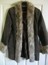 Sz M Jennyfer J Women’s Fur Collar Leather Jacket