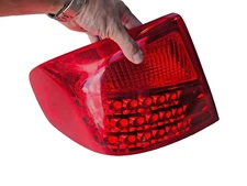 2003-2004 Infiniti G35 Driver Left Side Tail Light Taillight Lamp OEM 220-63622