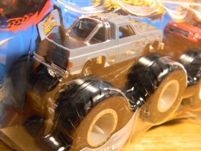 Hot Wheels Monster Trucks Demolition Doubles 1:64 Scale 2023 Mix 5 2-P –  Hot Match Collectables