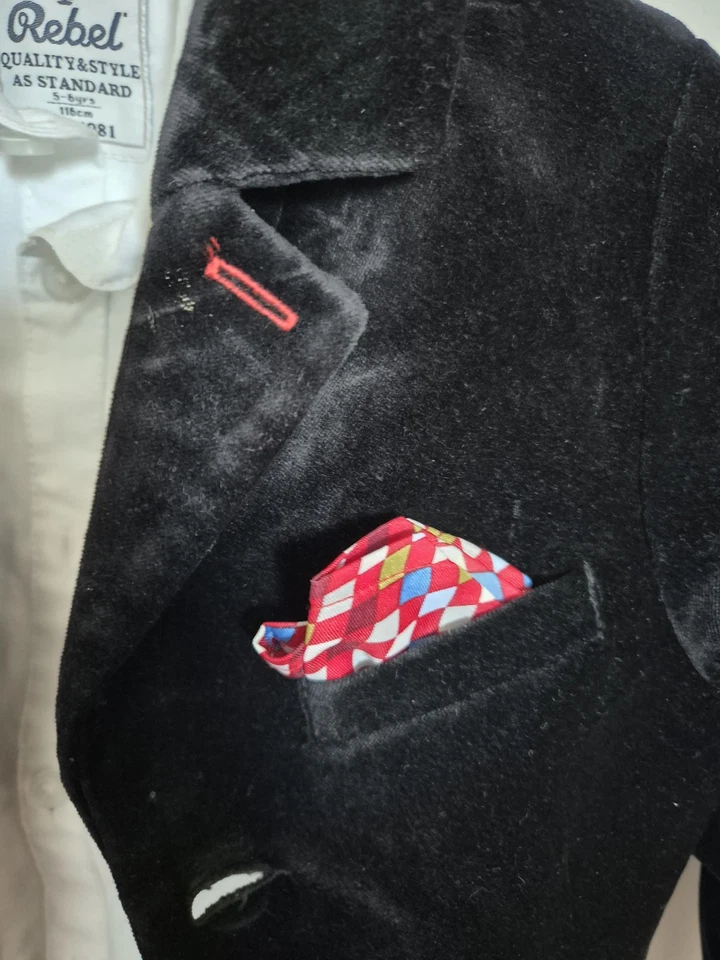 Boys Black Velour Jacket With Shirt And Tie (4-6yrs) - Image 2 of 3