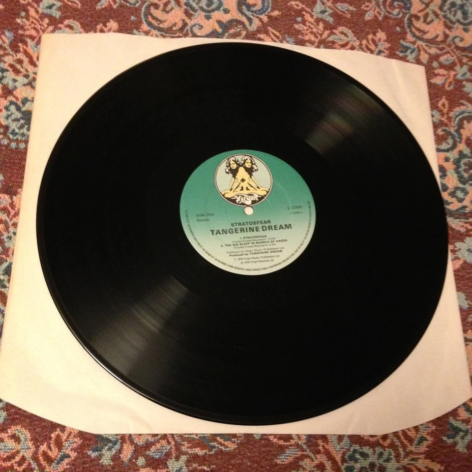 TANGERINE DREAM - STRATOSFEAR - UK VIRGIN RECORDS 1976 - AMBIENT, KRAUT ROCK LP - Image 4 of 4