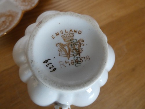 Wileman Daisy Shape Sprig Border Trio c.1890 Cup Saucer Plate Shelley Antique - Picture 8 of 8