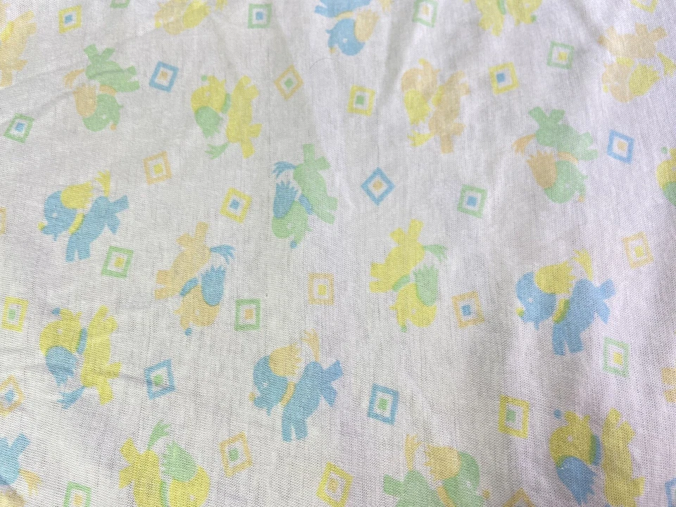 Sábana Cuna Bebé Carter's De Colección Cachorro Perro Diamantes Cuadrados Multicolor Hecha en EE. UU. Foto 2 de 4