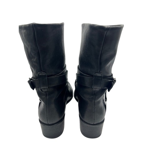 Botas de moto Stuart Weitzman de cuero negras correas con hebilla para mujer talla 7,5 M - Imagen 4 de 5