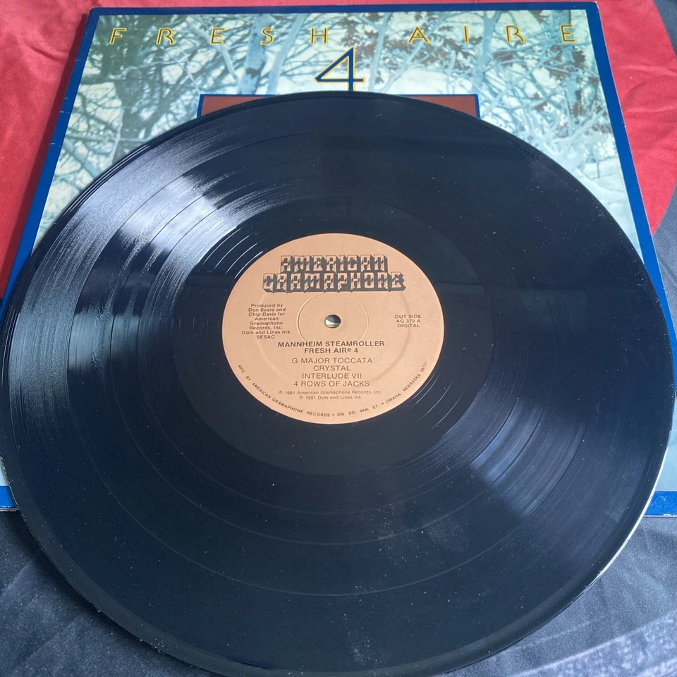 🎅🏼 Mannheim Steamroller - Fresh Aire 4 (1981, Vinyl LP) *CHRISTMAS* - Image 4 of 4