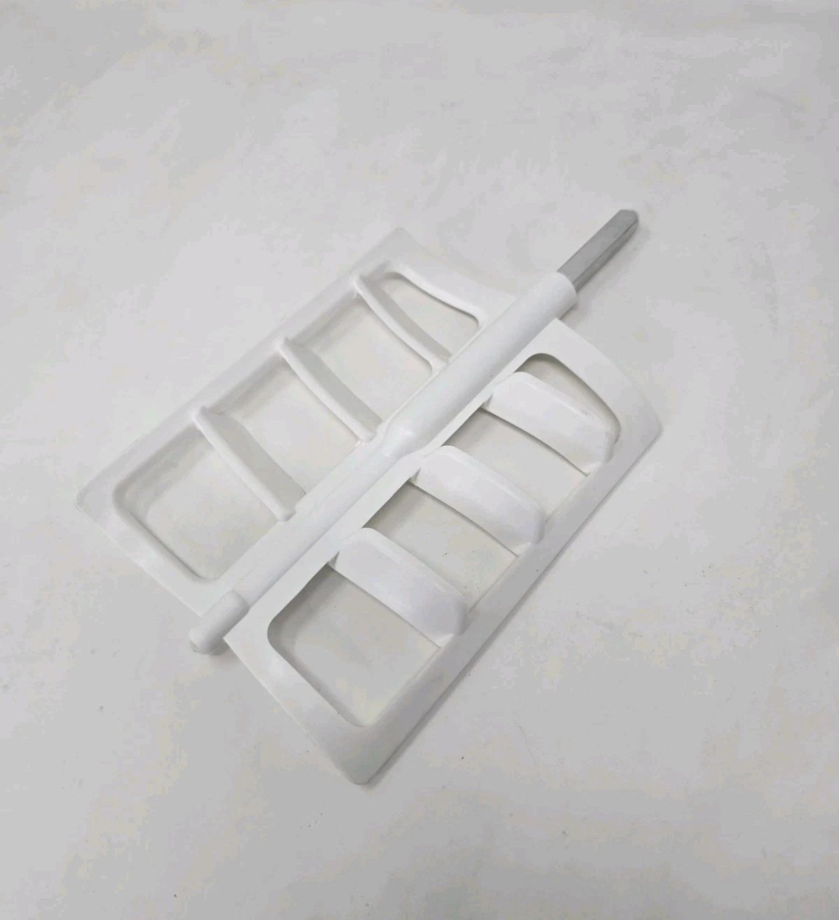 Sunbeam Ice Cream Maker 4-Quart Model: FRSBWDBK - Replacement Part - Paddle Only