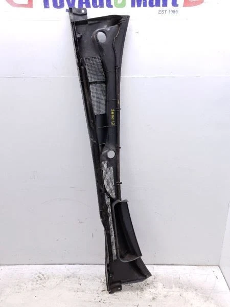 04 05 06 07 08 Panel de ventilación capó Toyota Solara Foto 2 de 4