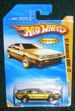 2010 NEW MODELS 15 OF 44 GOLD '81 DELOREAN DMC-12