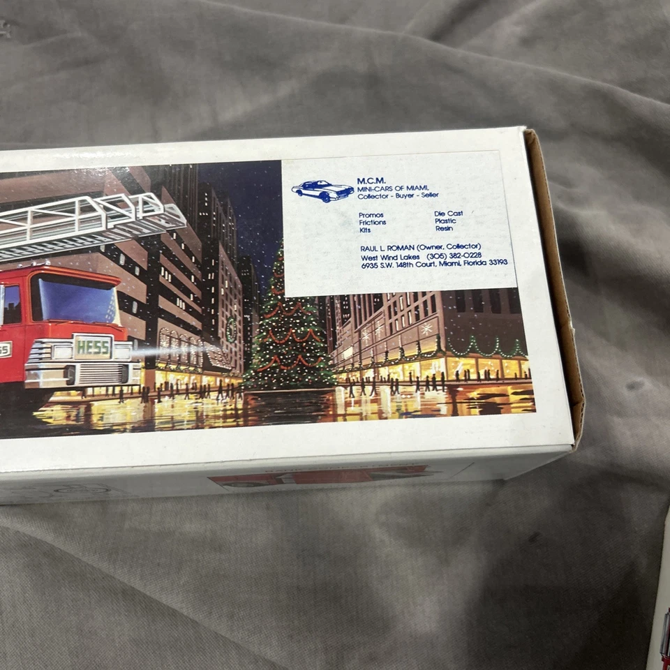 1986 Hess TOY FIRE TRUCK BANK  - Image 3 of 4