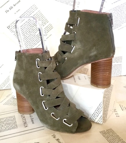 Jeffrey Campbell Sandal Boot olive 