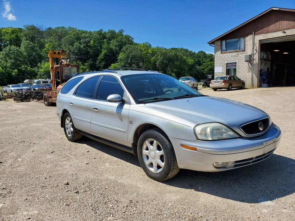 **RECOGIDA LOCAL** 2001-2003 Motor Mercury Sable 3,0 L DOHC Duratec 216 k Foto 3 de 4