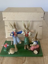 VINTAGE BOXED ERZGEBIRGE EXPERTIC HASE/KANINCHEN FIGUR-RAUCHERPFEIFE-STRICKEN-VOGEL