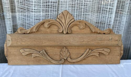 Antique Oak Pediment 22.5" Carved Header Topper Crown Splash applied carving - Afbeelding 1 van 14