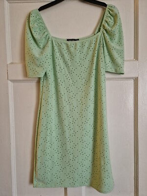 Boohoo BRODERIE SQUARE NECK SHORT SLEEVE Sage Green MINI DRESS BNWT size 12  | eBay UK