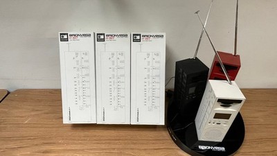 Brionvega Radio RR 327 Skycraper rot,weiß,schwarz Design Radio von Marco Zanuso 