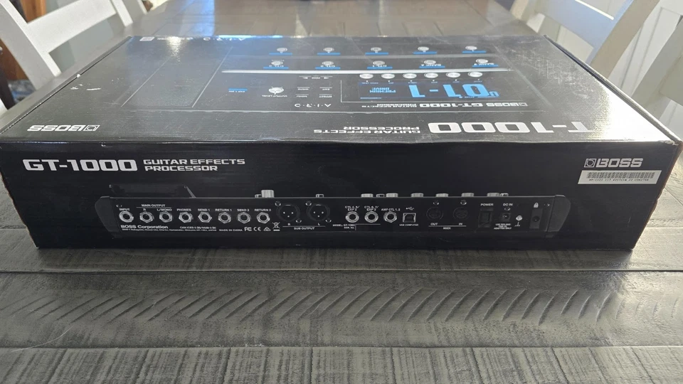 BOSS GT-1000 Guitar Multi-Effects Processor Professional Pedal NEW IN BOX! - Image 2 of 4